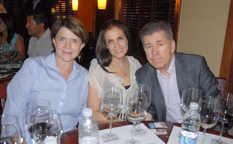Susana,María del Carmen y Juan.