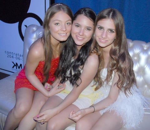 Paulina, Victoria y Regina.