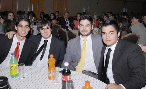 Jorge Zarzosa, José Soto, Ramiro López y EnriqueMorales.