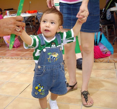 19082012 EL PEQUEÃ±O  Mateo AndrÃ© en su festejo de cumpleaÃ±os.