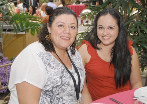 19082012 ANA  Borrego y Heidi Ruiz Mejía.