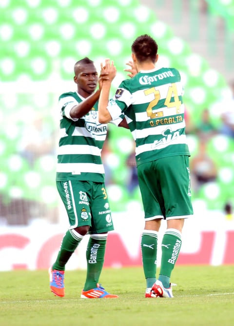 El campeón mexicano fue muy superior al monarca salvadoreño, que ni las manos pudo meter, para que los Guerreros por diferencia de goles se adueñaran del liderato del primer sector en la 'Concachampions', por encima del Toronto FC.