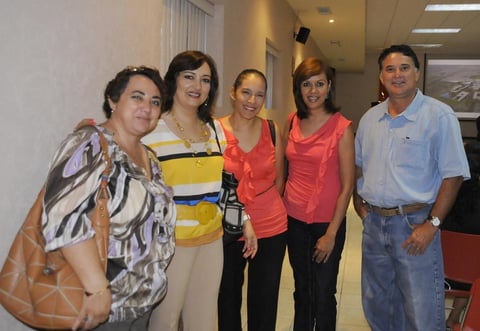25082012 CLAUDIA  Landazuri, Zaide SeÃ¡Ã±ez, Flor Vargas, Norma Rojas y Gabriel Viesca.