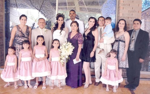 25082012 AMÃ©RICA , Fernando Rangel de LeÃ³n, Elena, Andre Joseph, Elena GutiÃ©rrez de Rangel, Ãngela Ãlvarez de Rangel, Fernando, MoisÃ©s, Susana GiacomÃ¡n de Rangel y las niÃ±as: Victoria, Roma, Natalia, Ãngela y Susana.