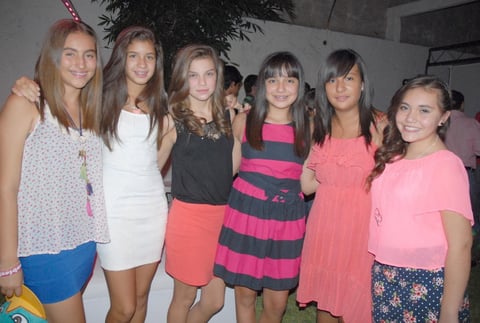 25082012 ARI , MÃ³nica, SofÃ­a y Cynthia.