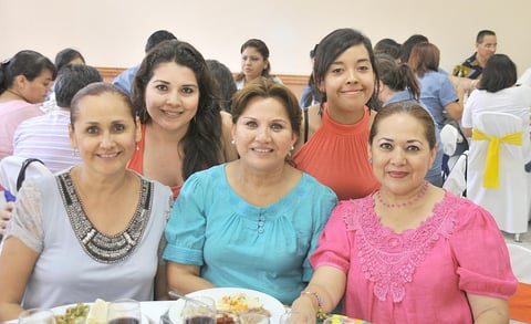 25082012 BETY,  Rosy, Sari, Karen y Bianca.