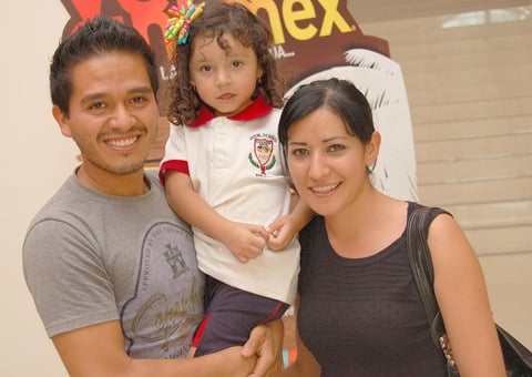 24082012 PAULINA  y Andrea.