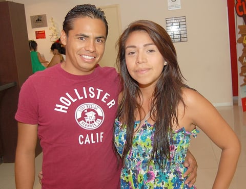 24082012 OMAR  RodrÃ­guez y Adriana DÃ­az.
