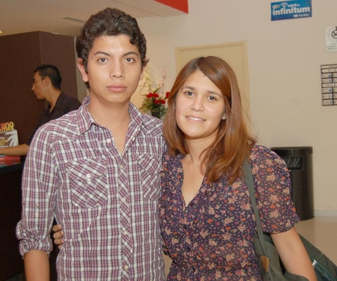 24082012 IGNACIO  y Ana.