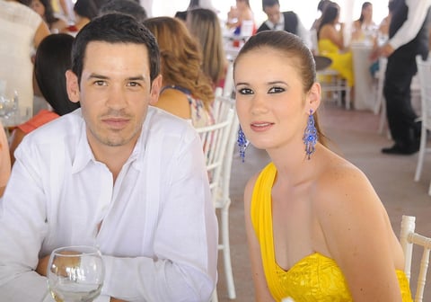 24082012 FERNANDO  y Emma.