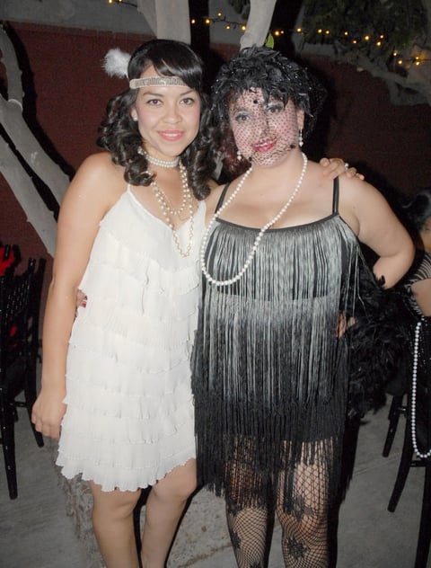 24082012 EN  festejo de cumpleaños se captó a Pilar Villanueva y Marbel Granados.