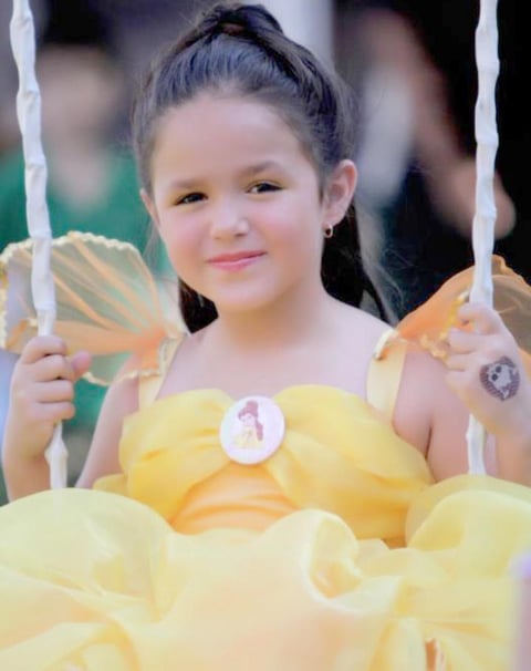 26082012 PAMELA  GonzÃ¡lez disfrutÃ³ de su festejo de cumpleaÃ±os.