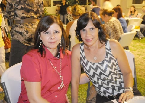 28082012 IVONNE  y Claudia.