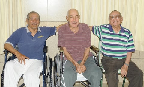 28082012 MARTI­N  Chávez, Pantaleón Hernández Esparza y Oliverio Bourguet.
