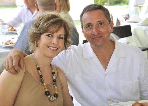 30082012 CLAUDIA  de Villarreal y Eduardo Villarreal.