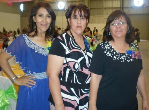 ELSA, Miriam y Tere, festejaron el Día de la Educadora.
