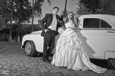 DRA. CLAUDIA Elizabeth Triana Domínguez el día de su boda con el Ing. Orlando Carrasco Carranza.- Edmundo Isais Fotografía