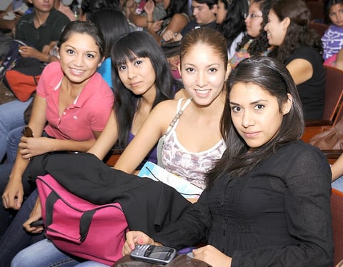 07092012 ALMA,  Sarahí, Zaide y Paulina.
