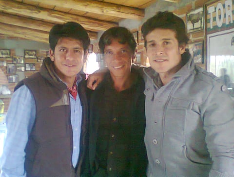 En labores de campo Bravo en la ganadería Tlaxcalteca de la Joya el Torero Lagunero David Villarreal con los matadores El Zapata y Federico Pizarro.