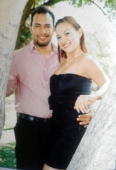 Presentación religiosa de Annia Carrera B. y José encinas R. ya que el 22 de septiembre contraeran nupcias.