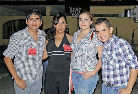 09092012 SALVADOR,  Bibiana, Perla y José Antonio.