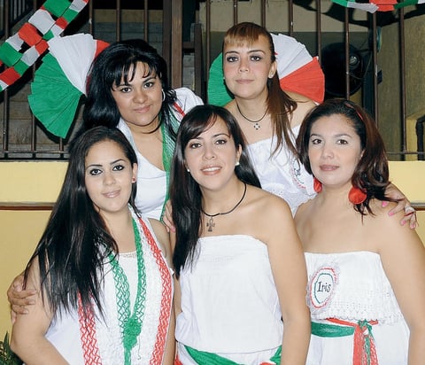 09092012 VIVY , Alma, Vicky, Iris y Carolina.