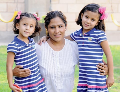 10092012 MAYTE,  Arcelia e Isabella Madinaveitia.