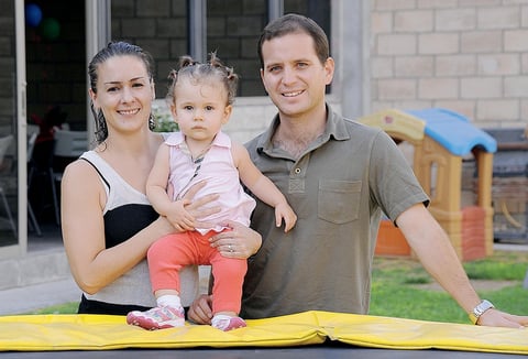 10092012 ANA  Carmen, Ana Paula y Diego.
