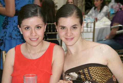 13092012 LORENA  Cerna y Daniela Albores.