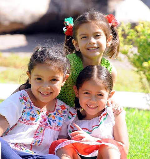 15092012 MELISSA , Emilia y Gaby.
