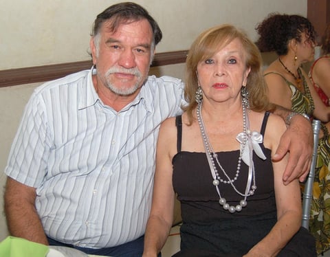15092012 FEDERICO  Ceniceros y María Elena Sifuentes.
