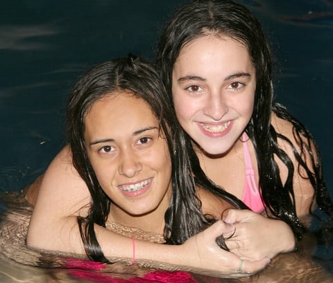 17092012 ALBERCADA.  Cristy e Isabella.
