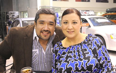 17092012 FERNANDO  y Jazmín.