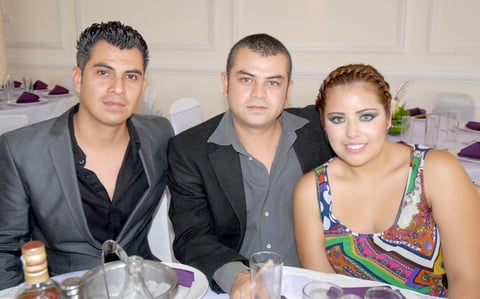18092012 FERNANDO  y Oswaldo Licera Adame y Karla Álvarez Licera.
