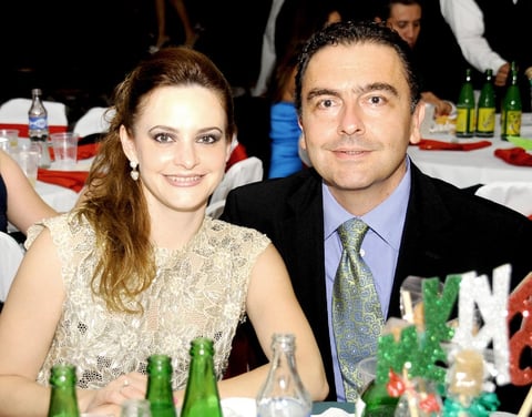 18092012 ANGéLICA  y Víctor.
