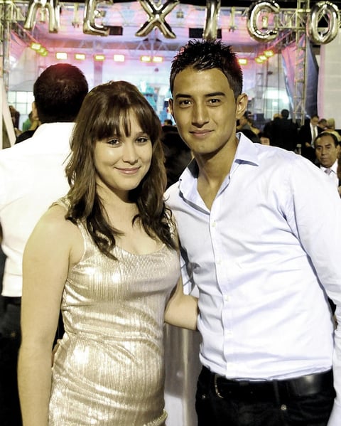 18092012 NANCY  García y Gerardo Ríos.