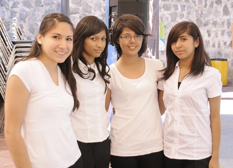 19092012 JAMPLA  Espinoza, Karla Burciaga, Edna Morgan y Ángela Morales.