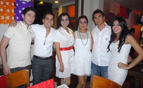 19092012 TONY  Morales, Luis Ángel, Elvia y Marcela Mijares, Jorge Arellano y Aly  Morales.