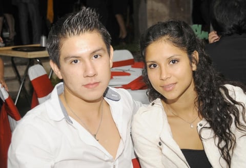 19092012 JUAN  Salinas y Ana Esparza.