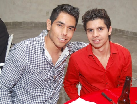 20092012 FESTEJO.  Manuel Torres y Felipe Gallegos.