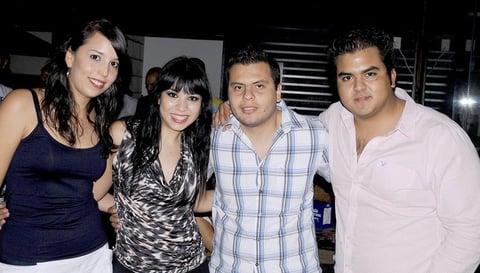 20092012 EN INAUGURACIóN.  Cecy, Karen, Diego y Alejandro.