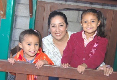 20092012 REGINA , Gabriela y Ana Paula.