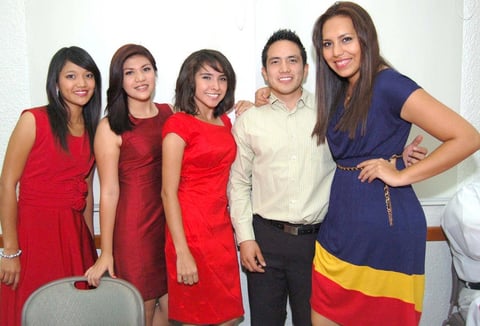 24092012 MARTHA , Tania, Maresa, Emilio y Brenda.