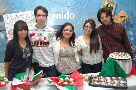 24092012 IRLANDA,  Javier, Edmundo, Vanessa, Gisela, Jenny, Mariel, Marisol, Karla y Manuel.
