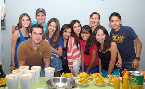 24092012 FERNANDA , José Luis, Hilda, Mony y Joel.