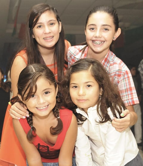 23092012 CONSTANZA , Paula, Camila y Valeria.