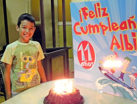 23092012 CUMPLEAñERO.  Albin fue festejado por sus once años de vida.