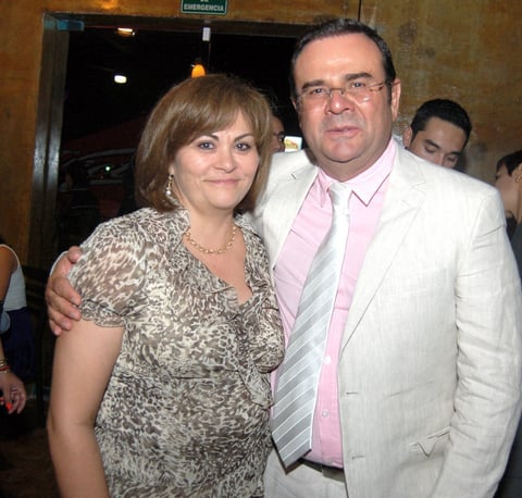 24092012 JAQUELINE  Handal y Alejandro Gámez.