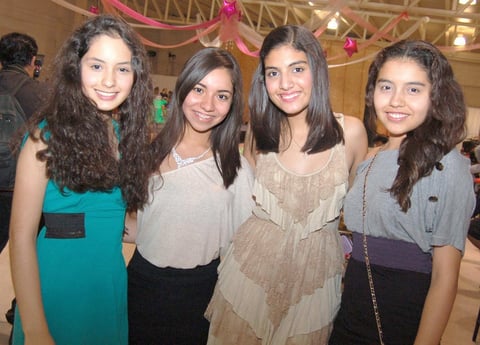 25092012 DANIELA,  Mónica, Frida y Sofía.