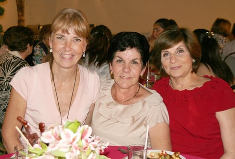 25092012 RUTH , Isabel y Martha Irene.
